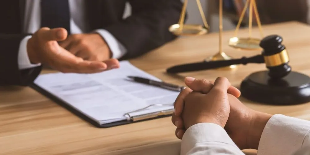 مشکلات ساختاری در توافقات تجاری شرکتهای ایرانی